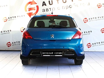 Peugeot 308, 2008г, передний привод, автомат