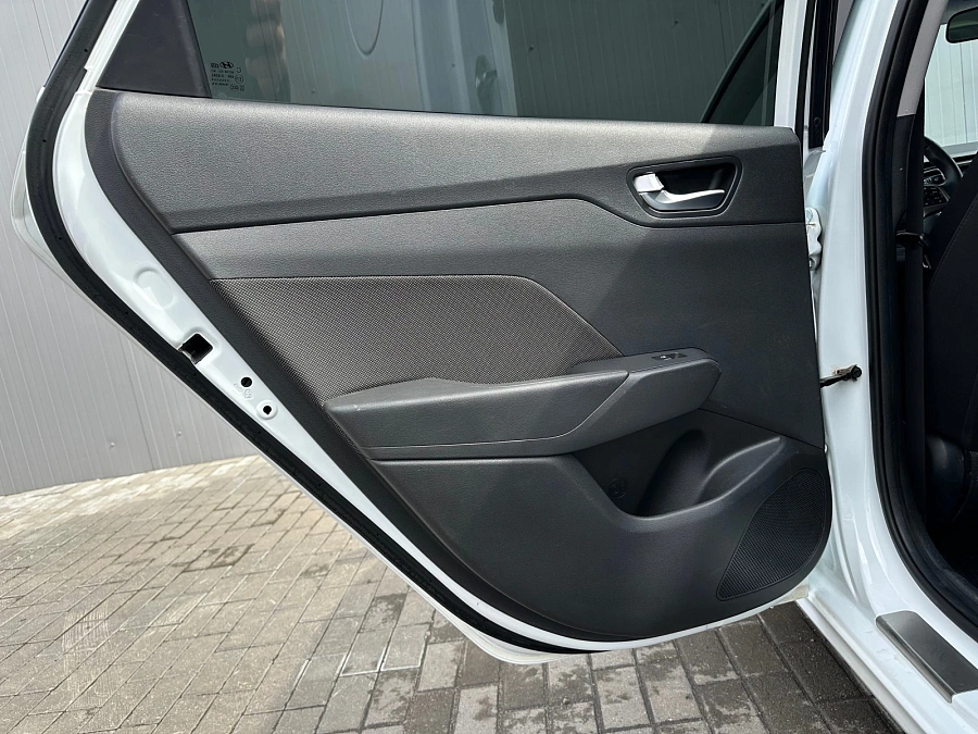 Hyundai Solaris, 2019г., передний привод, автомат