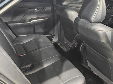 Toyota Camry, 2016г, передний привод, автомат