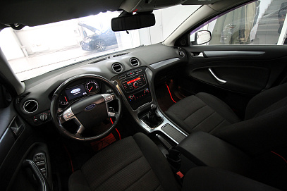 Ford Mondeo, 2012г, передний привод, механика