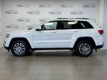 Jeep Grand Cherokee, 2013г, передний привод, автомат