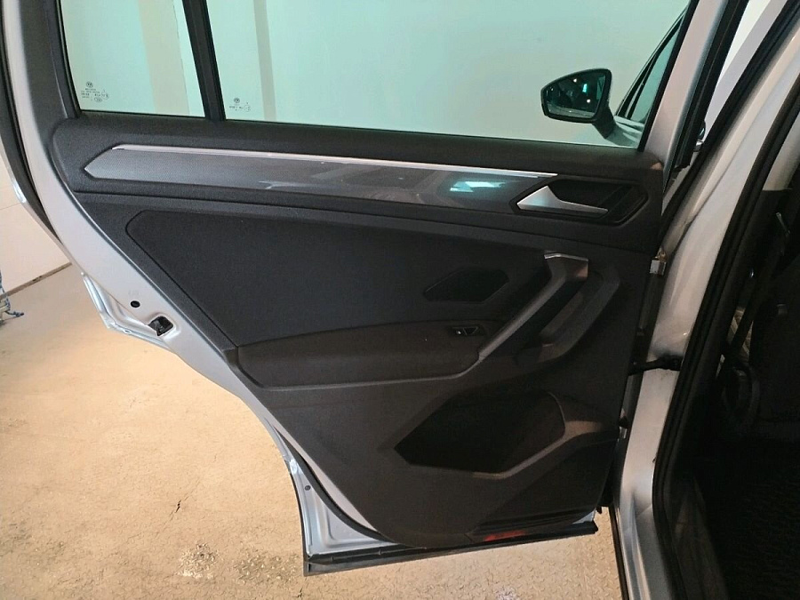 Volkswagen , 2019г., передний привод, автомат