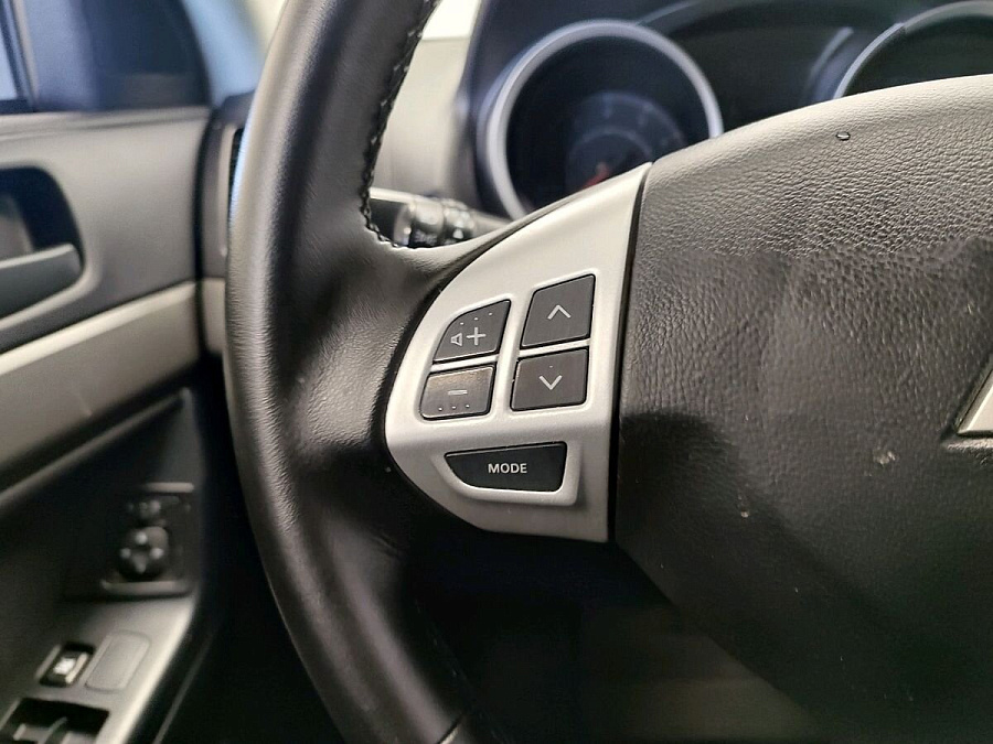 Mitsubishi , 2014г., передний привод, автомат