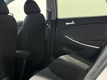 Hyundai Solaris, 2013г, передний привод, автомат