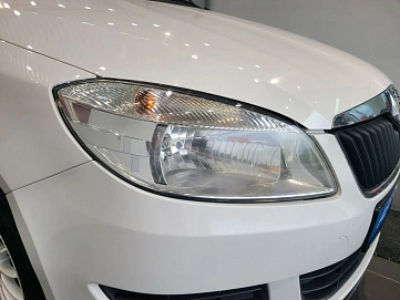 Skoda Fabia, 2013г., передний привод, механика