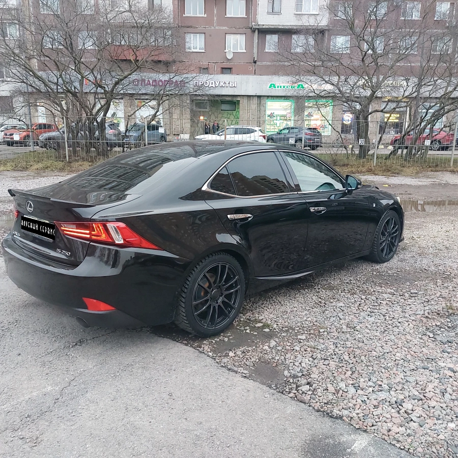 Lexus IS, 2014г., задний привод, автомат