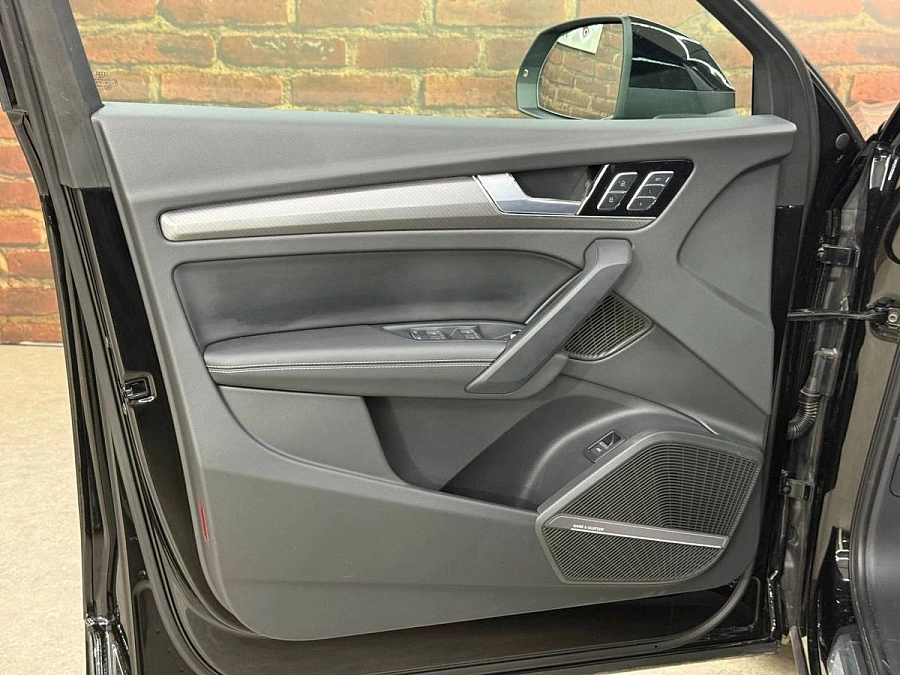 Audi , 2025г., полный привод, робот