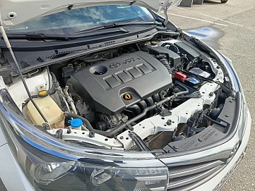 Toyota Corolla, 2014г, передний привод, вариатор