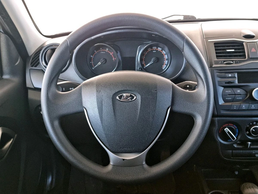 Lada (ВАЗ) Granta, 2022г., передний привод, механика