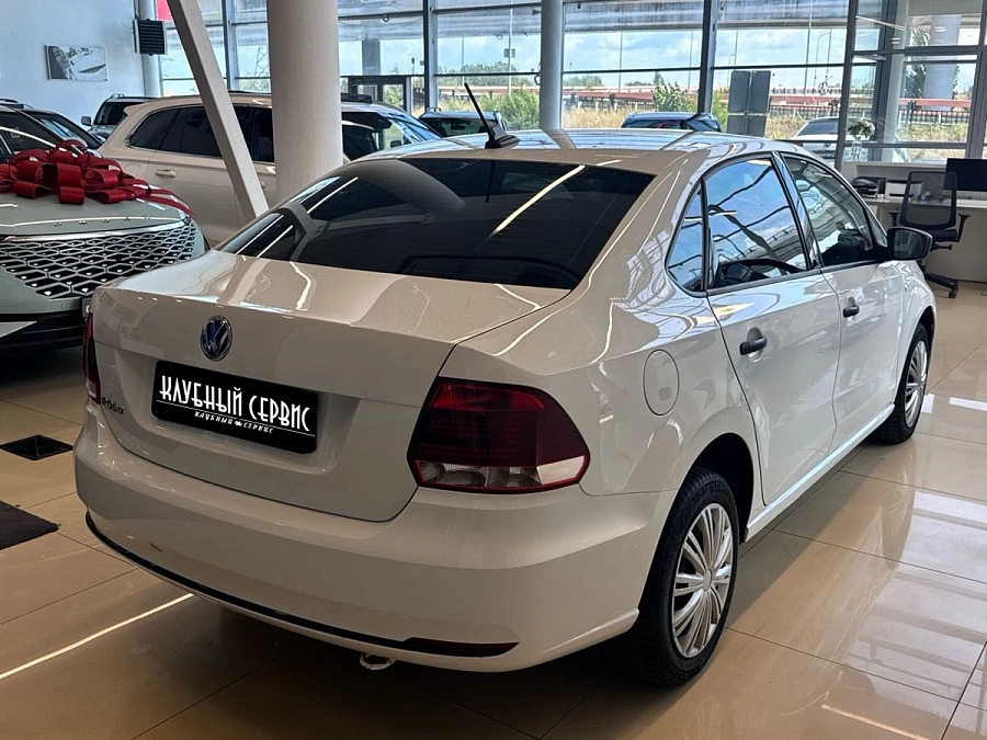 Volkswagen Polo, 2020г., передний привод, автомат
