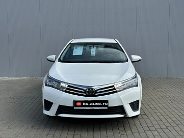 Toyota Corolla, 2013г., передний привод, механика