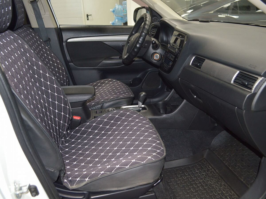 Mitsubishi Outlander, 2012г., полный привод, вариатор