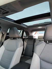 Toyota RAV4, 2019г, полный привод, вариатор