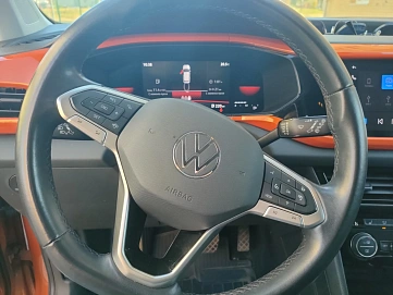 Volkswagen Taos, 2021г, передний привод, автомат