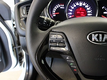 Kia Ceed, 2013г, передний привод, автомат