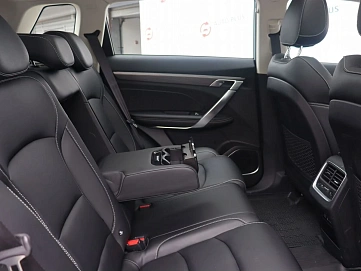 Geely Atlas Pro, 2022г, полный привод, робот