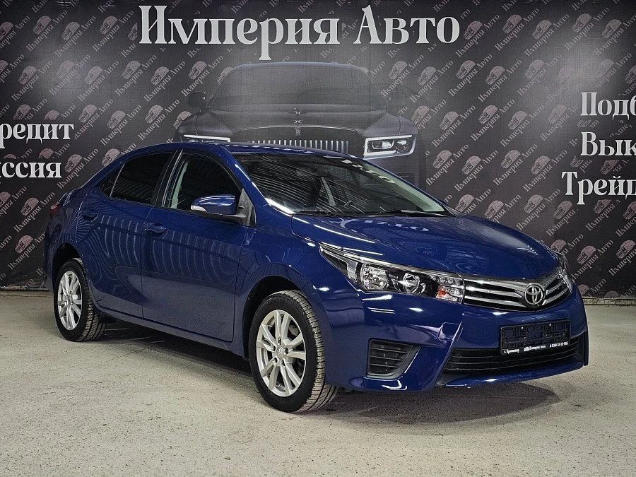 Toyota Corolla, 2014г., передний привод, вариатор