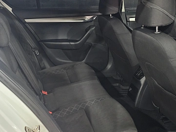 Skoda Octavia, 2019г, передний привод, автомат