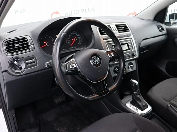 Volkswagen Polo, 2019г, передний привод, автомат
