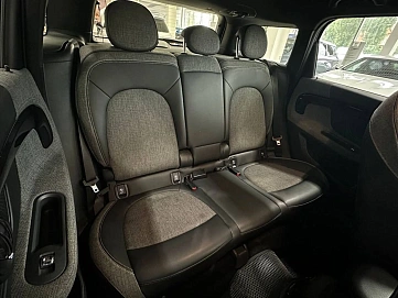 Mini , 2020г., передний привод, робот