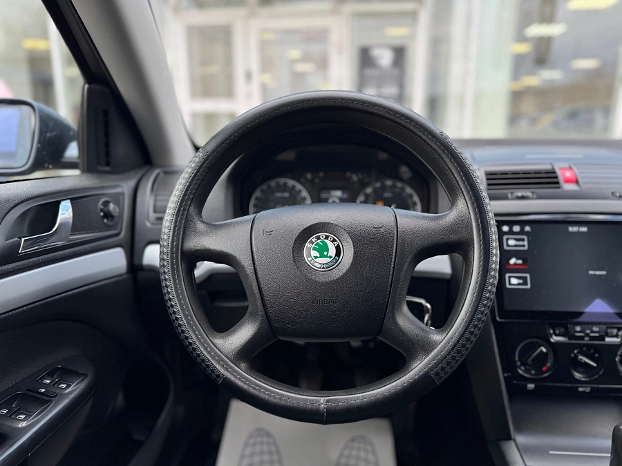 Skoda Octavia, 2008г., передний привод, механика
