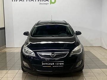 Opel Astra, 2011г, передний привод, механика