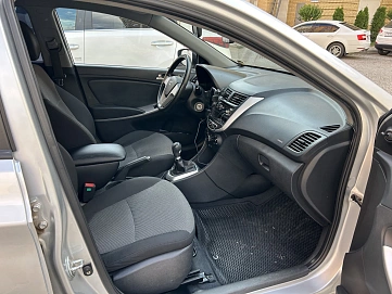 Hyundai Solaris, 2012г, передний привод, механика