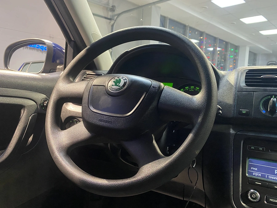 Skoda Fabia, 2011г., передний привод, механика