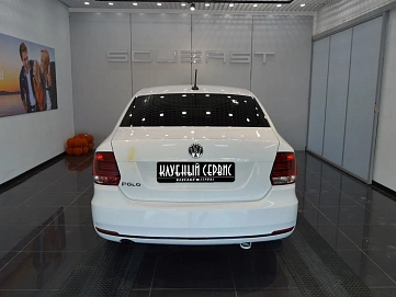 Volkswagen Polo, 2018г, передний привод, механика