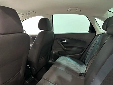 Volkswagen Polo, 2019г, передний привод, механика