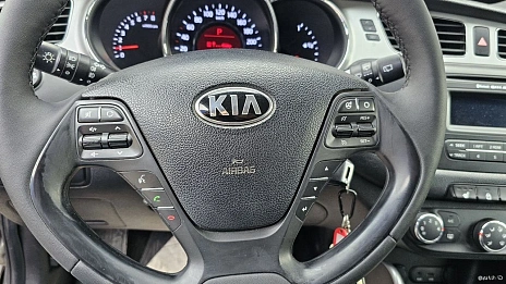 Kia Ceed, 2015г, передний привод, автомат