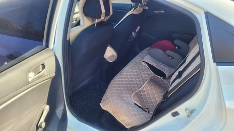 Hyundai Solaris, 2015г, передний привод, механика