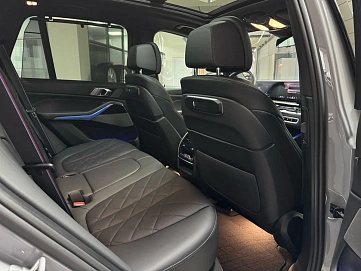 BMW X5, 2024г, полный привод, автомат