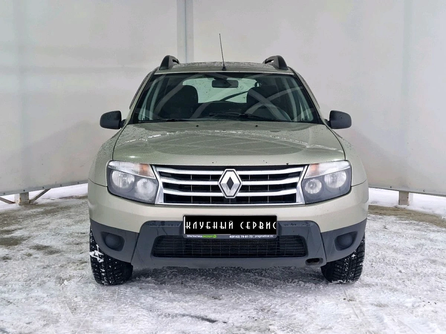 Renault Duster, 2012г., передний привод, механика