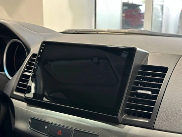 Mitsubishi Lancer, 2014г, передний привод, автомат