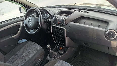 Renault Duster, 2014г, полный привод, механика