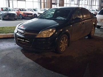 Opel Astra, 2011г, передний привод, механика