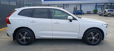 Volvo XC60, 2020г, полный привод, автомат