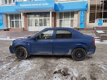 Renault Logan, 2006г, передний привод, механика