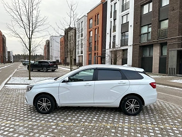 Lada (ВАЗ) Vesta, 2022г, передний привод, вариатор