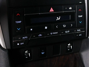 Toyota Camry, 2016г., передний привод, автомат