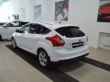 Ford Focus, 2012г, передний привод, робот
