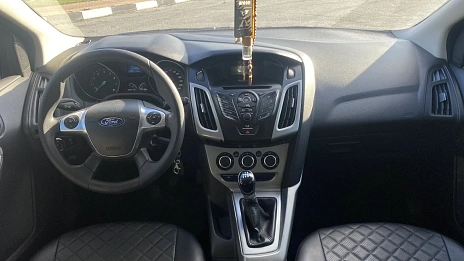 Ford Focus, 2013г, передний привод, механика