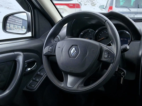 Renault Duster, 2017г, полный привод, автомат