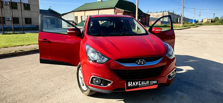 Hyundai ix35, 2012г., передний привод, автомат