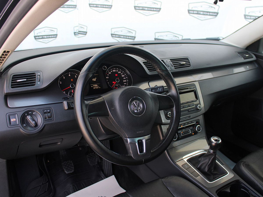 Volkswagen Passat, 2010г., передний привод, механика