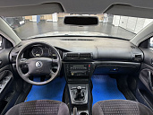 Volkswagen Passat, 2002г., передний привод, механика