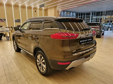 Geely Atlas, 2019г, передний привод, автомат