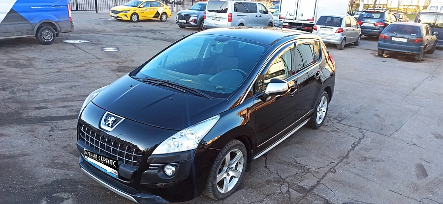 Peugeot 3008, 2011г., передний привод, механика