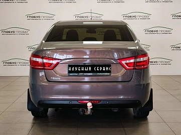 Lada (ВАЗ) Vesta, 2018г, передний привод, механика